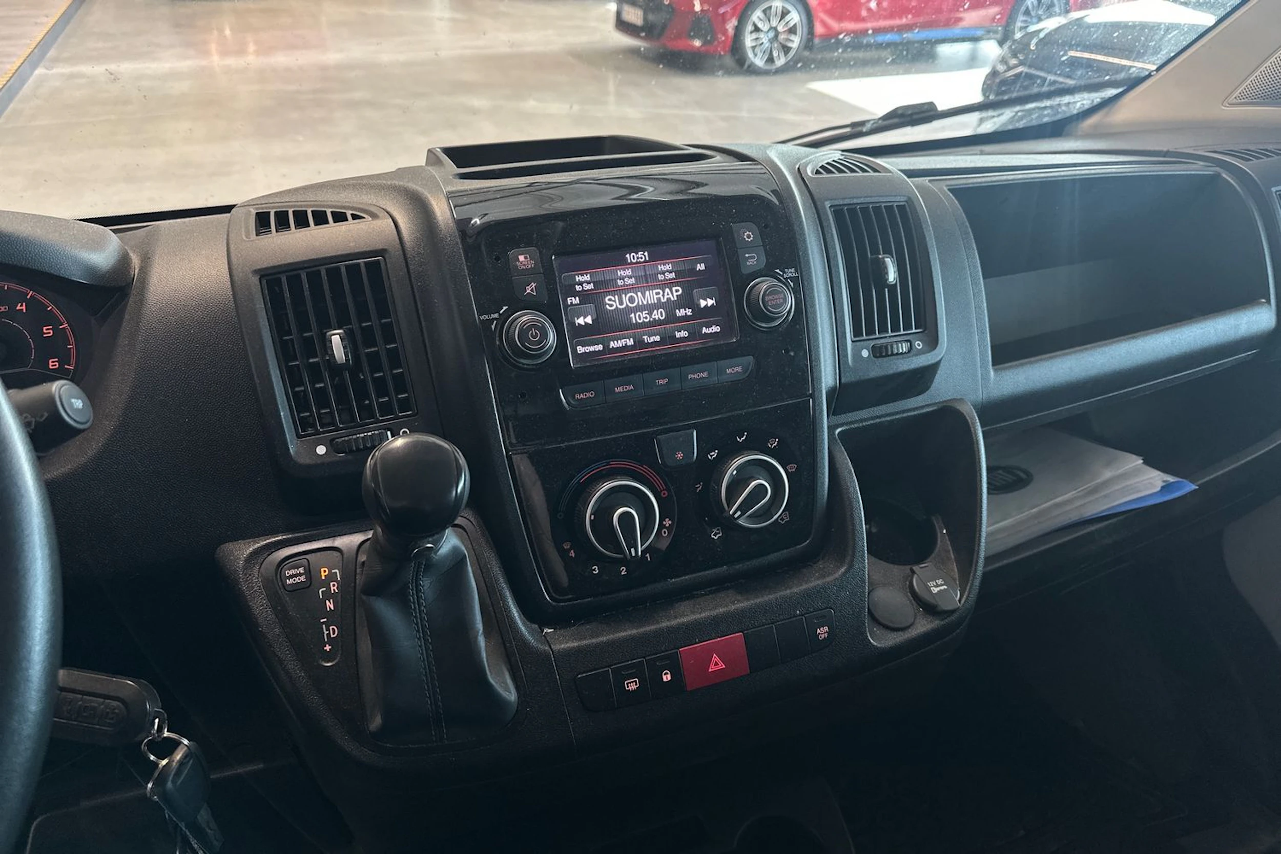 valkoinen Fiat Ducato 2021 kuva 5.