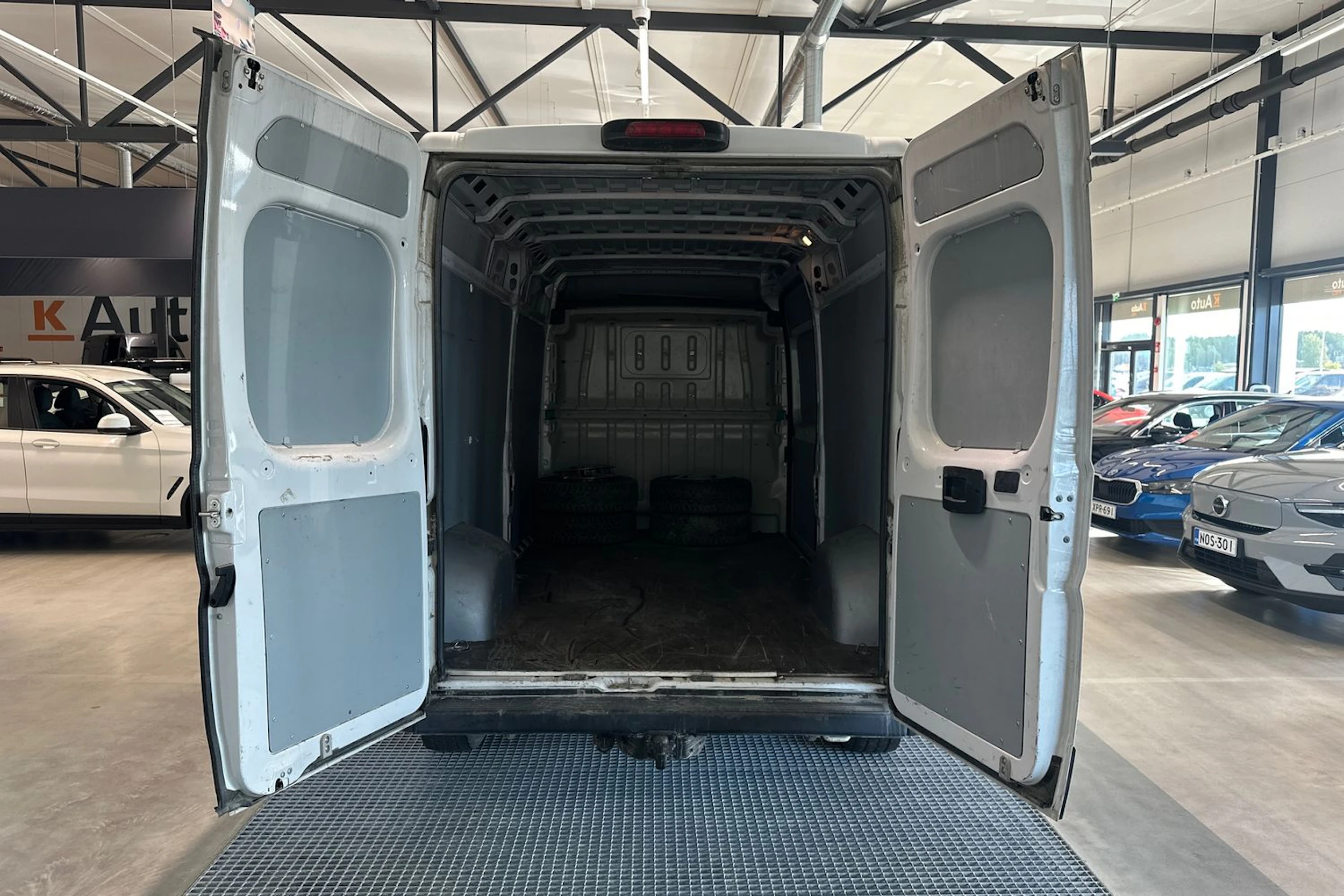valkoinen Fiat Ducato 2021 kuva 7.