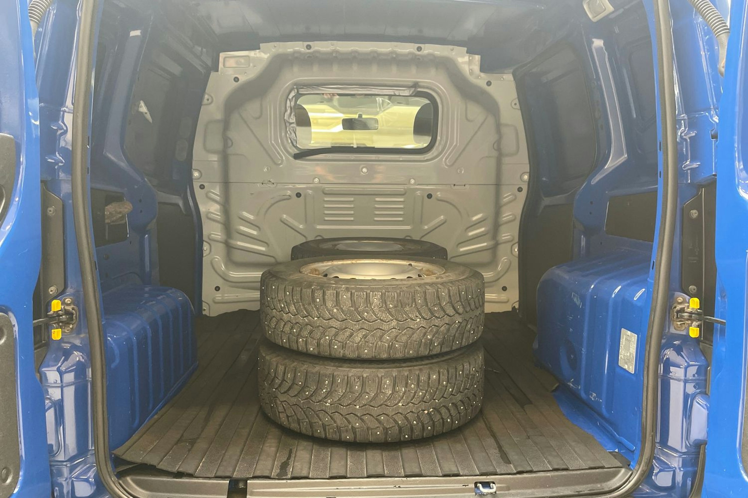 sininen Fiat Fiorino 2017 kuva 17.