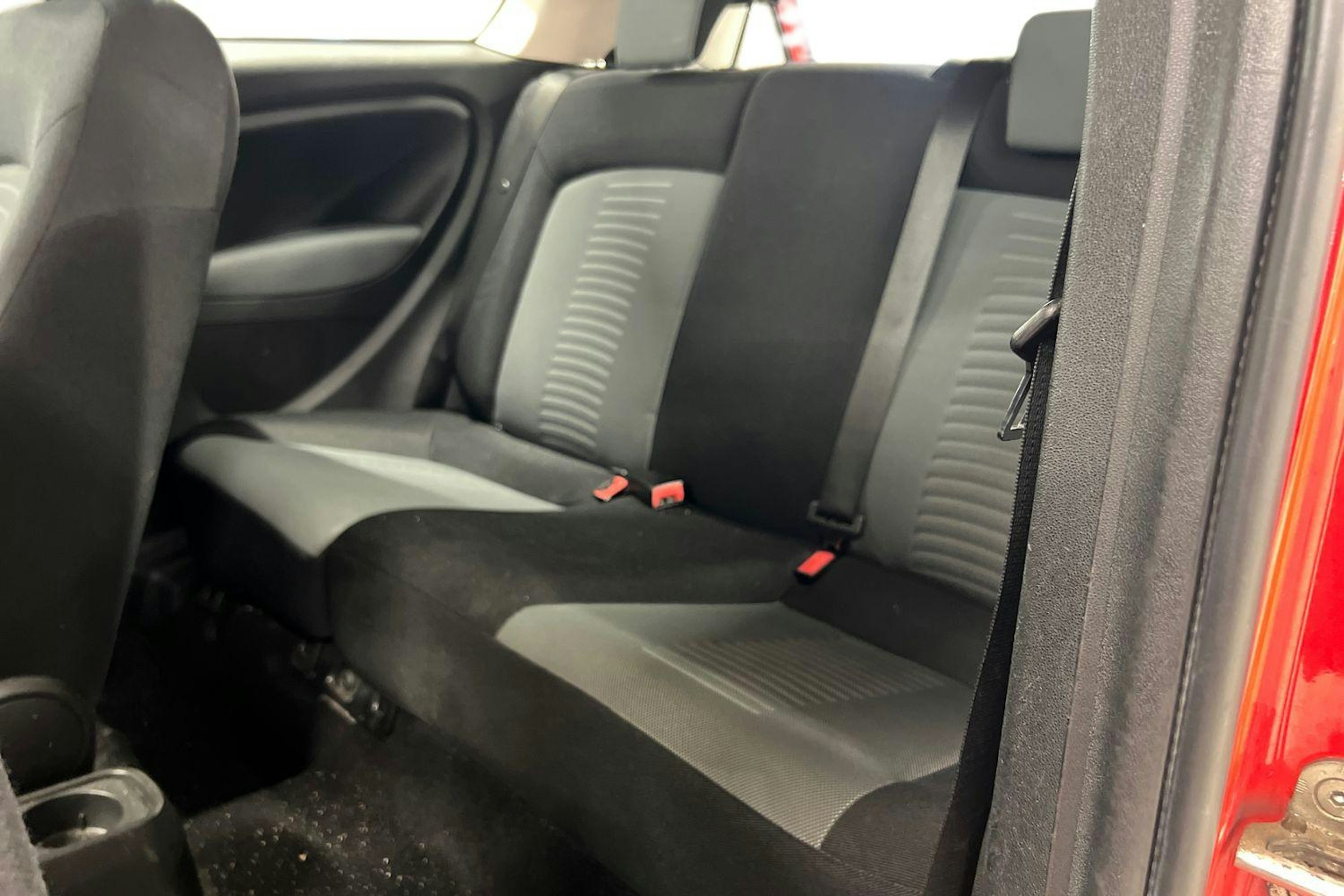 punainen Fiat Grande Punto 2007 kuva 8.