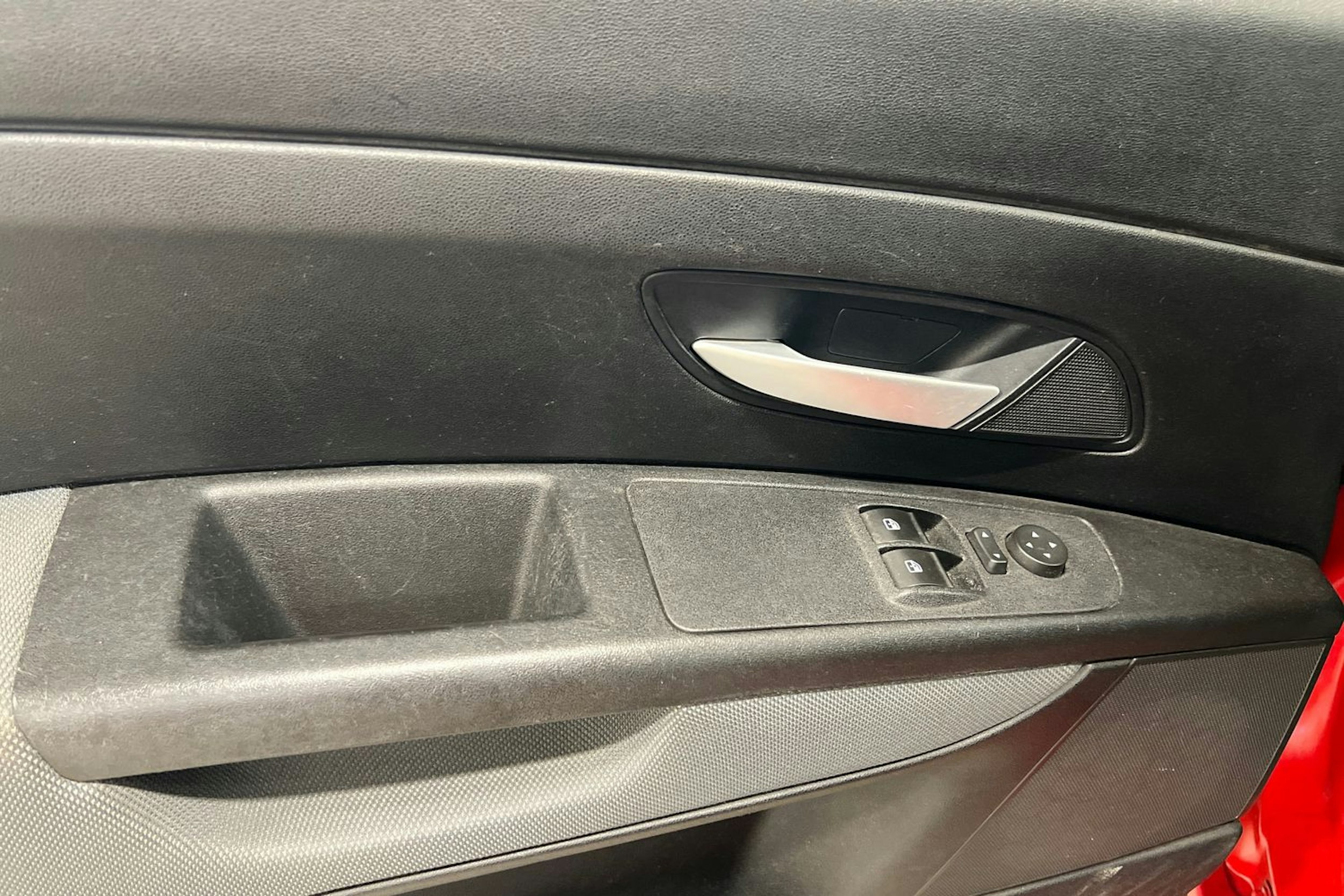 punainen Fiat Grande Punto 2007 kuva 14.