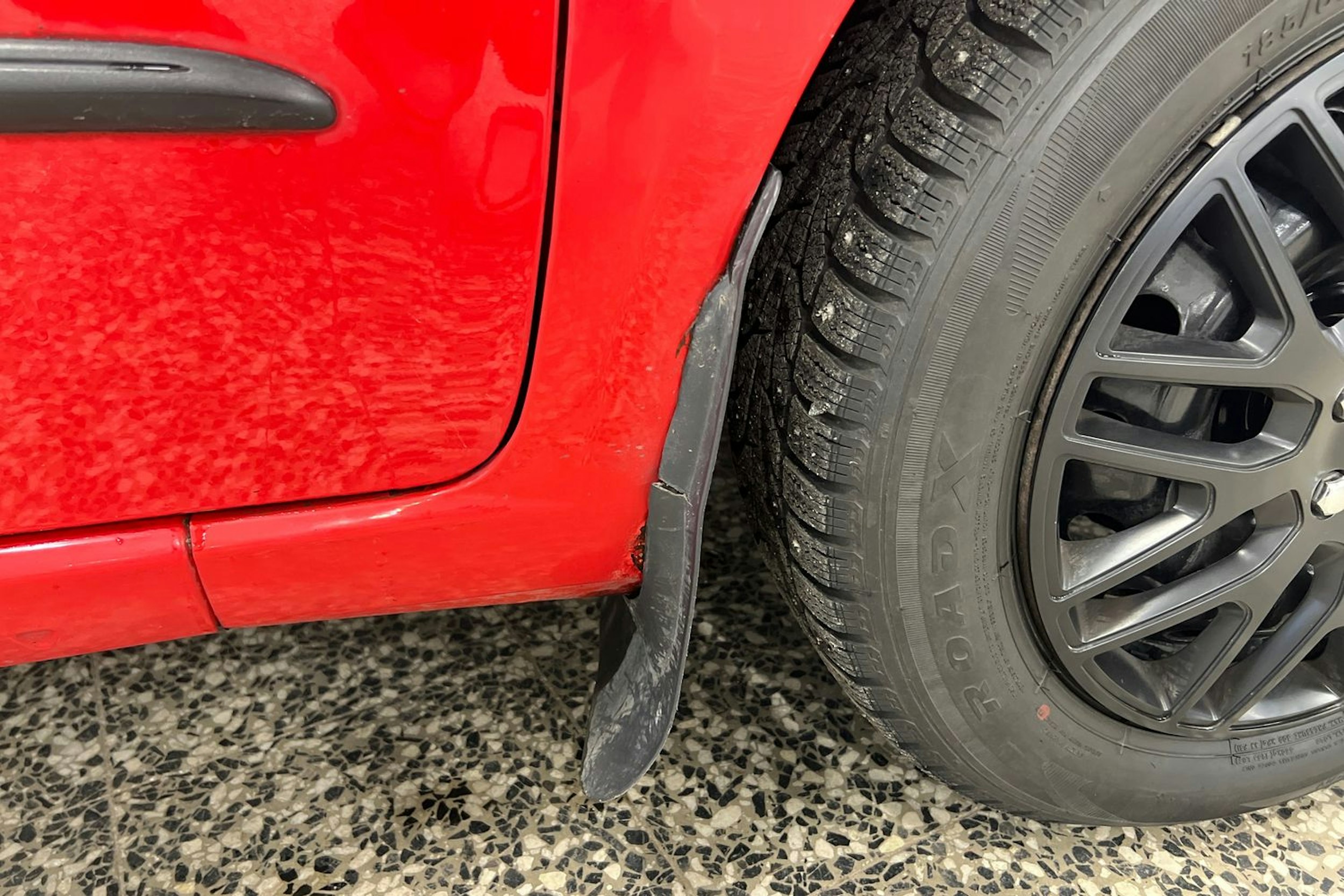 punainen Fiat Grande Punto 2007 kuva 22.