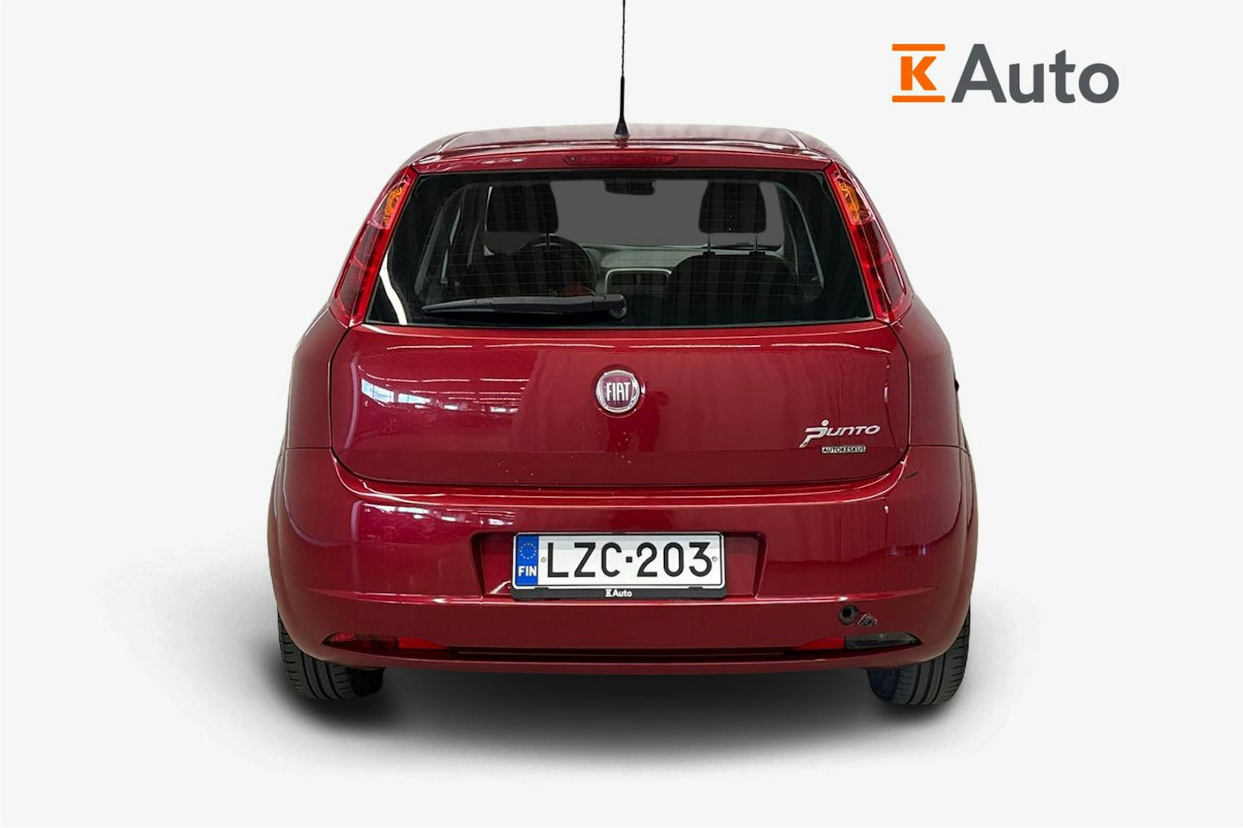 punainen Fiat Grande Punto 2010 kuva 3.