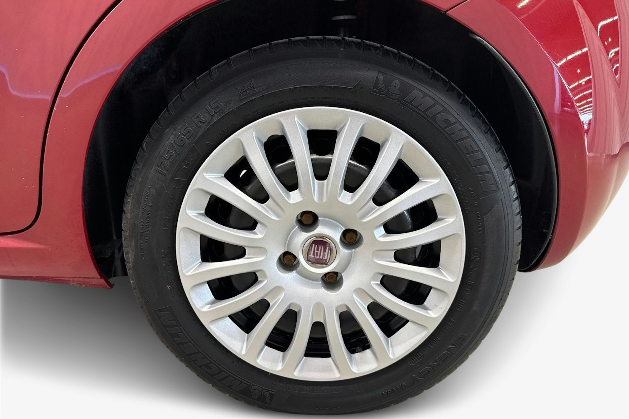 punainen Fiat Grande Punto 2010 kuva 11.