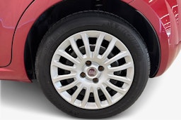 punainen Fiat Grande Punto 2010 kuva 11.