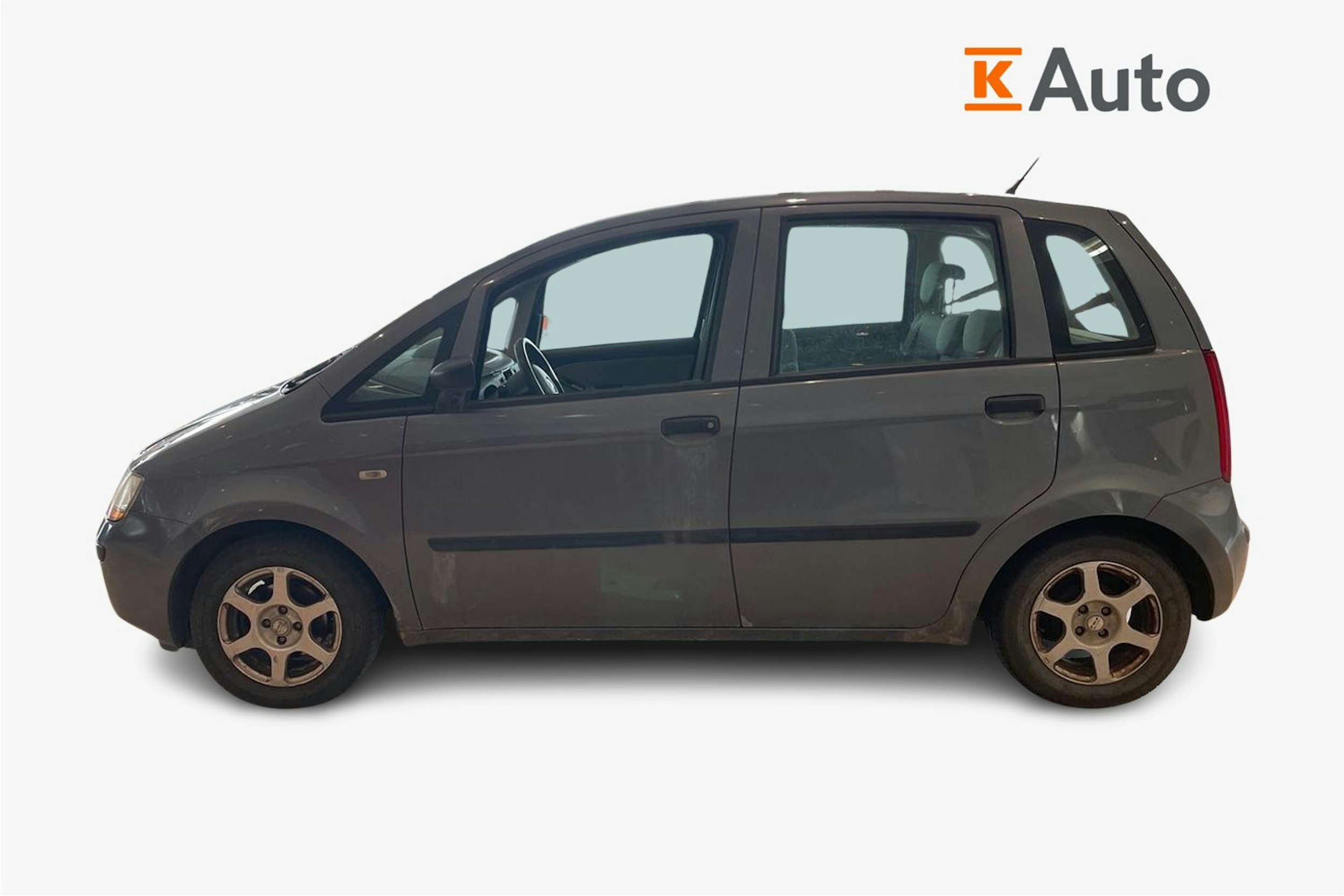 Harmaa Fiat Idea 2004 kuva 6.