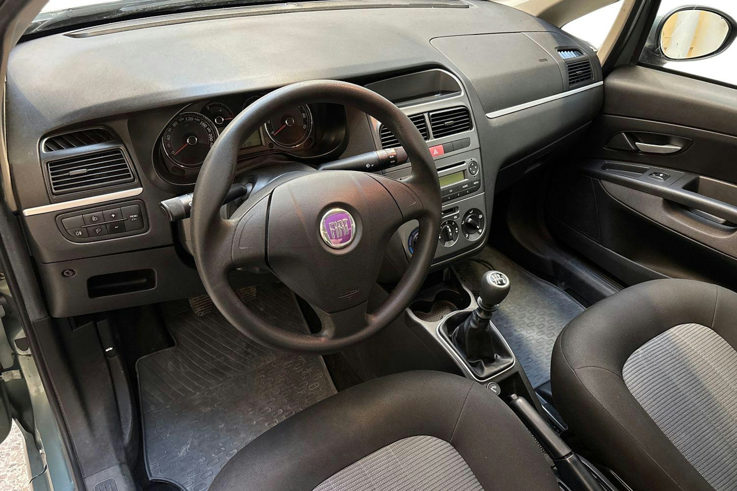 vihreä Fiat Linea 2009 kuva 7.