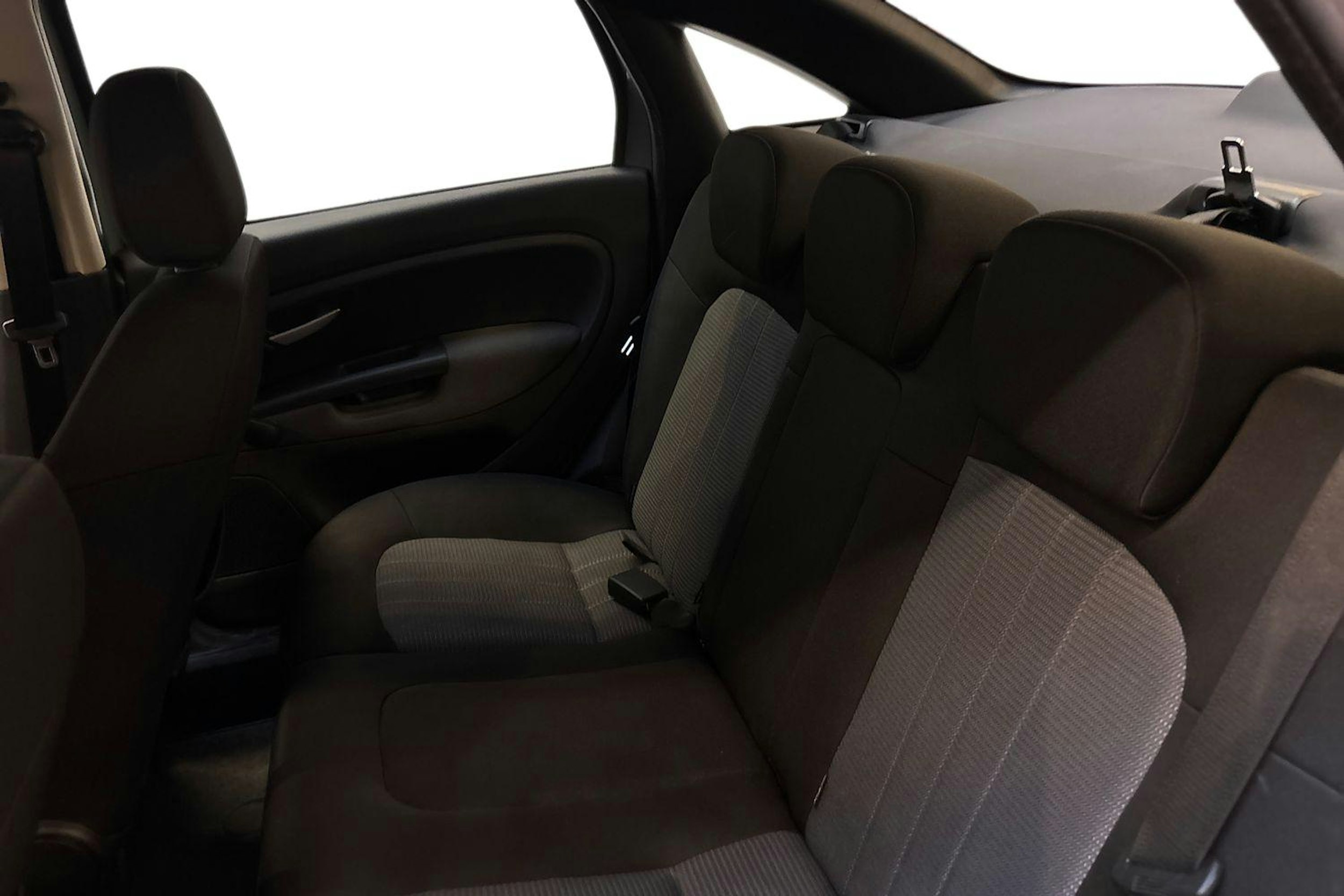 vihreä Fiat Linea 2009 kuva 10.