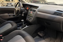 vihreä Fiat Linea 2009 kuva 22.