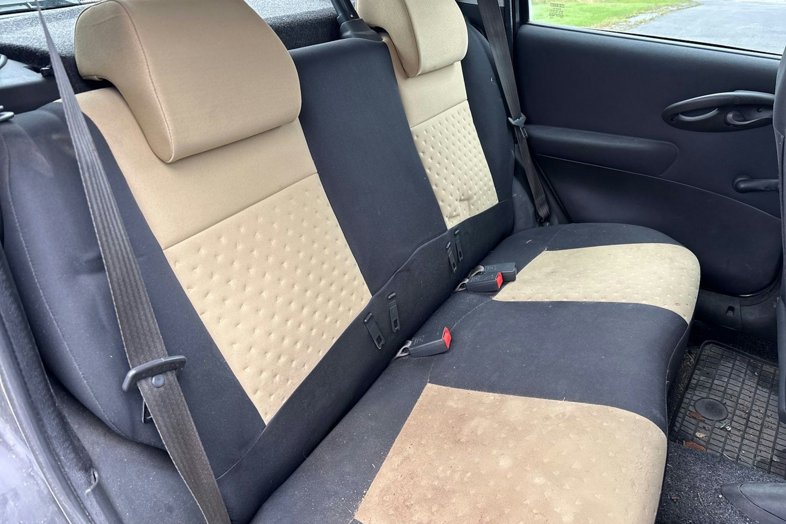 musta Fiat Punto 2006 kuva 14.