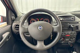 punainen Fiat Punto 2006 kuva 12.