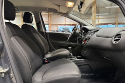 harmaa Fiat Punto 2013 kuva 12.