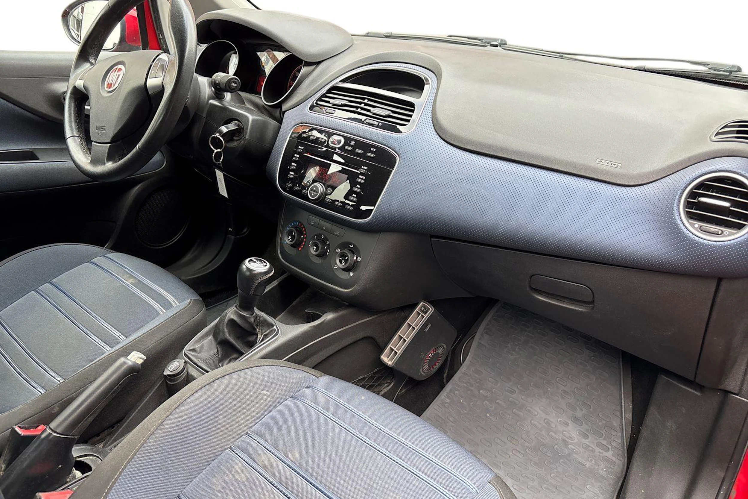 Punainen Fiat Punto Evo 2010 kuva 7.