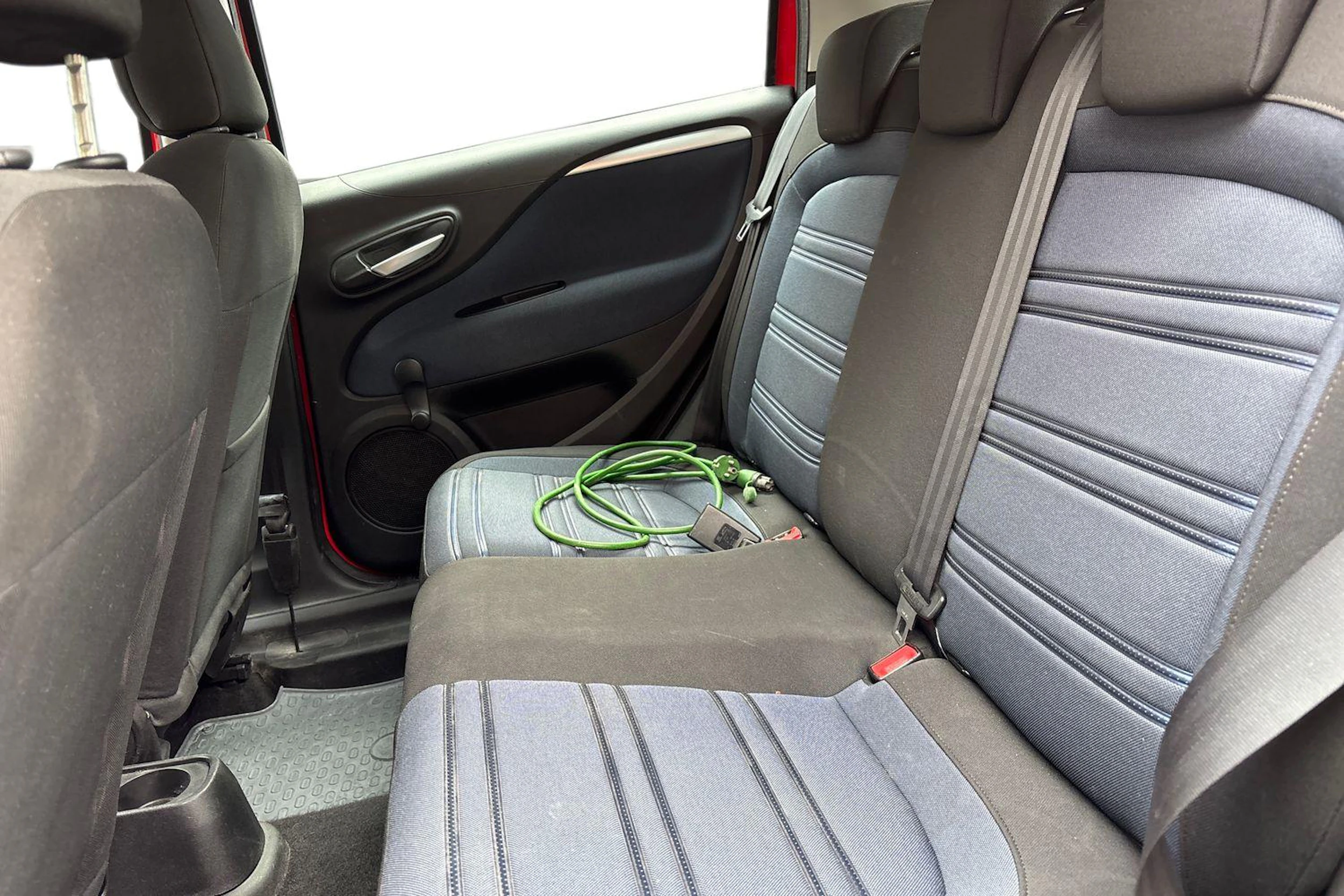 Punainen Fiat Punto Evo 2010 kuva 8.
