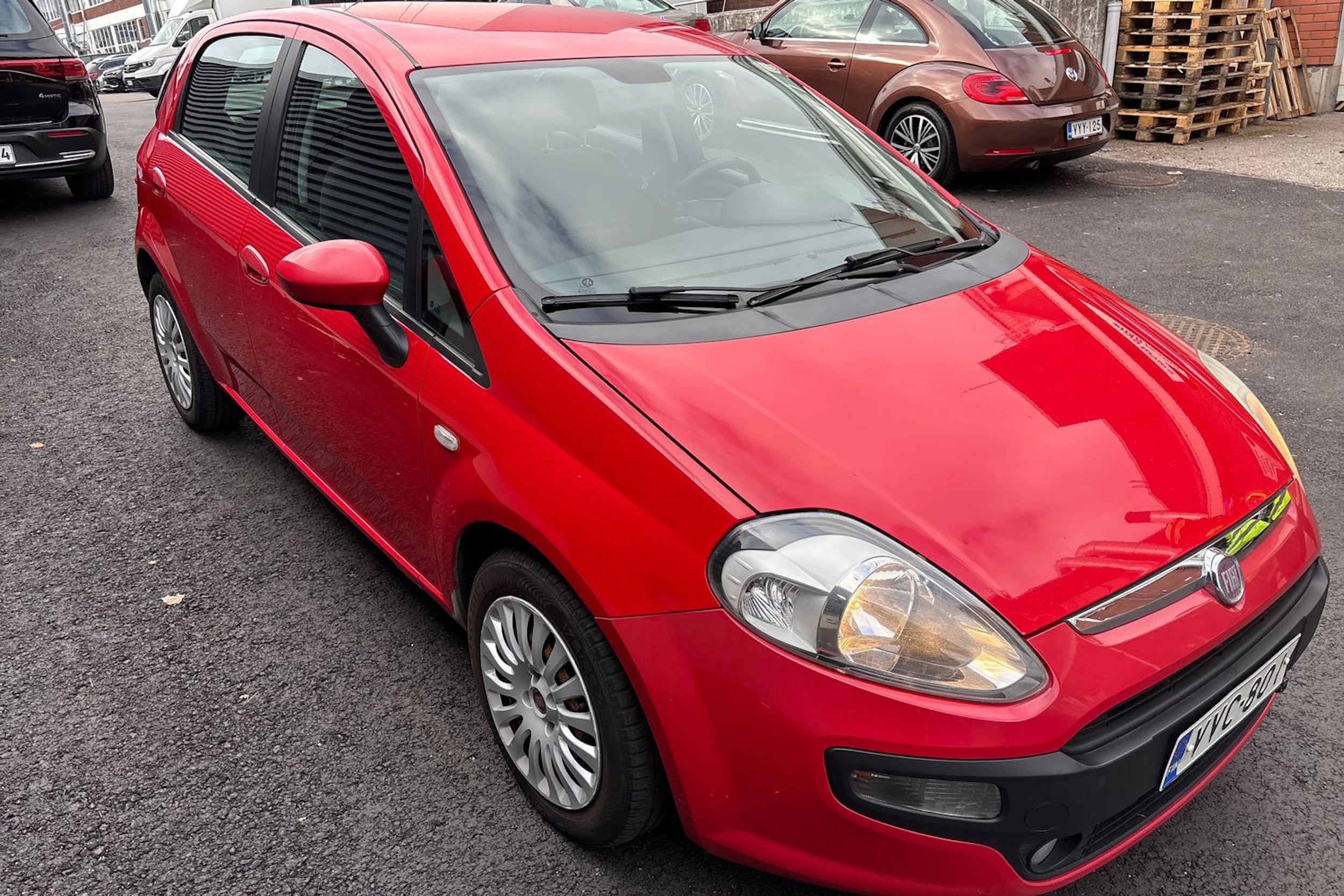 Punainen Fiat Punto Evo 2010 kuva 12.