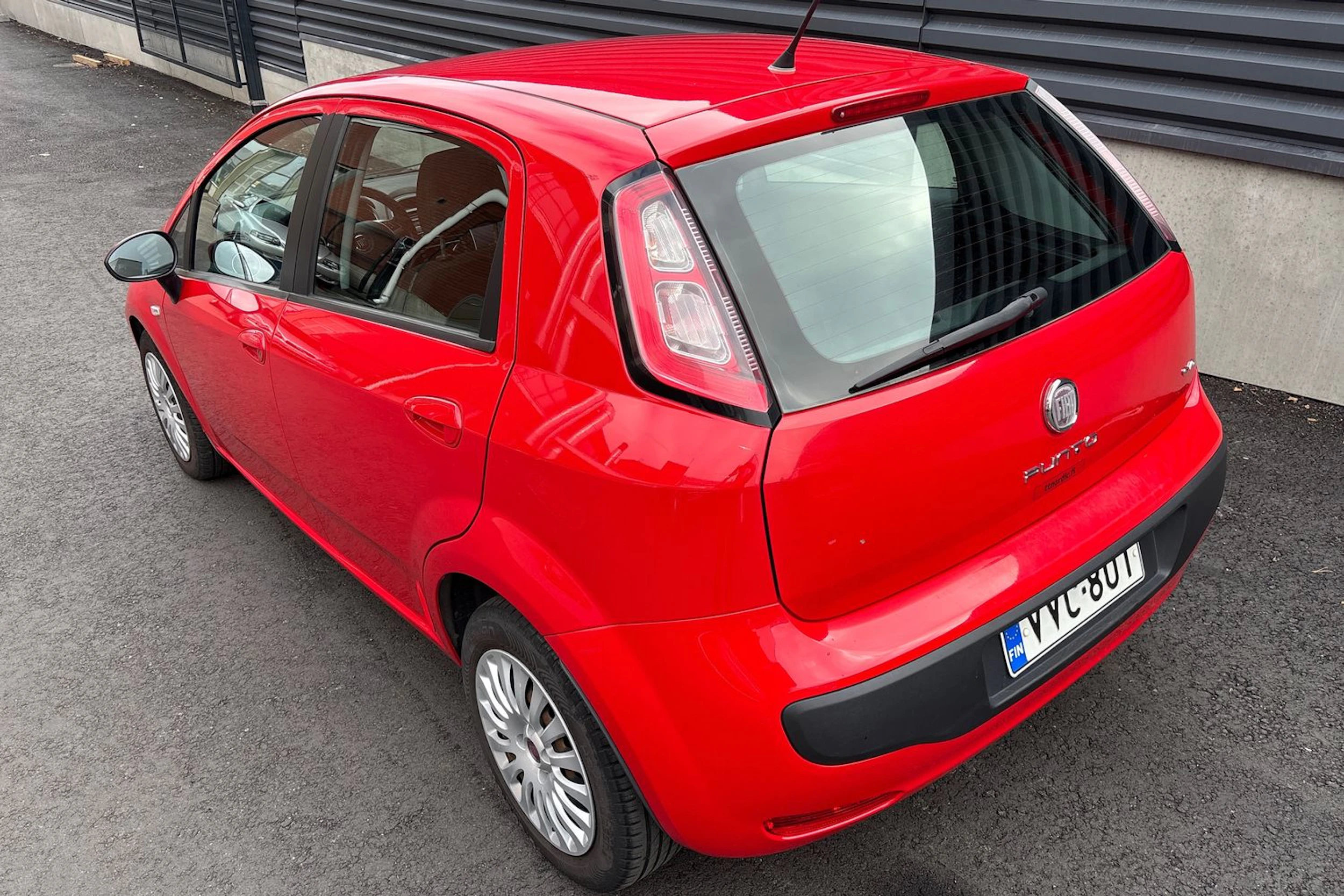 Punainen Fiat Punto Evo 2010 kuva 16.