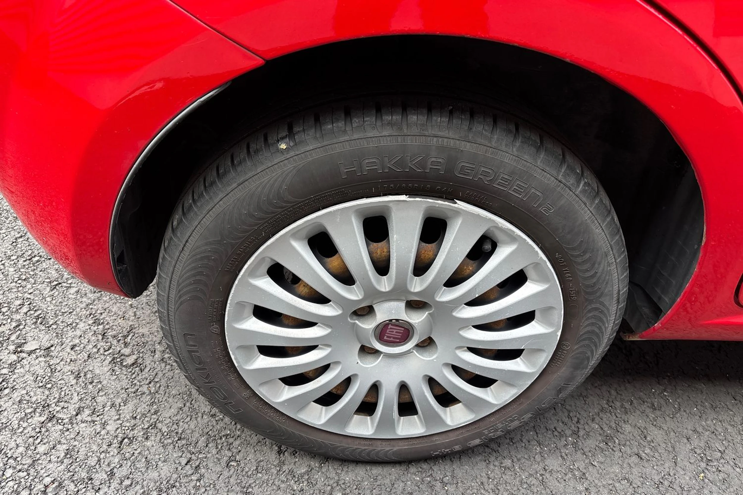 Punainen Fiat Punto Evo 2010 kuva 21.