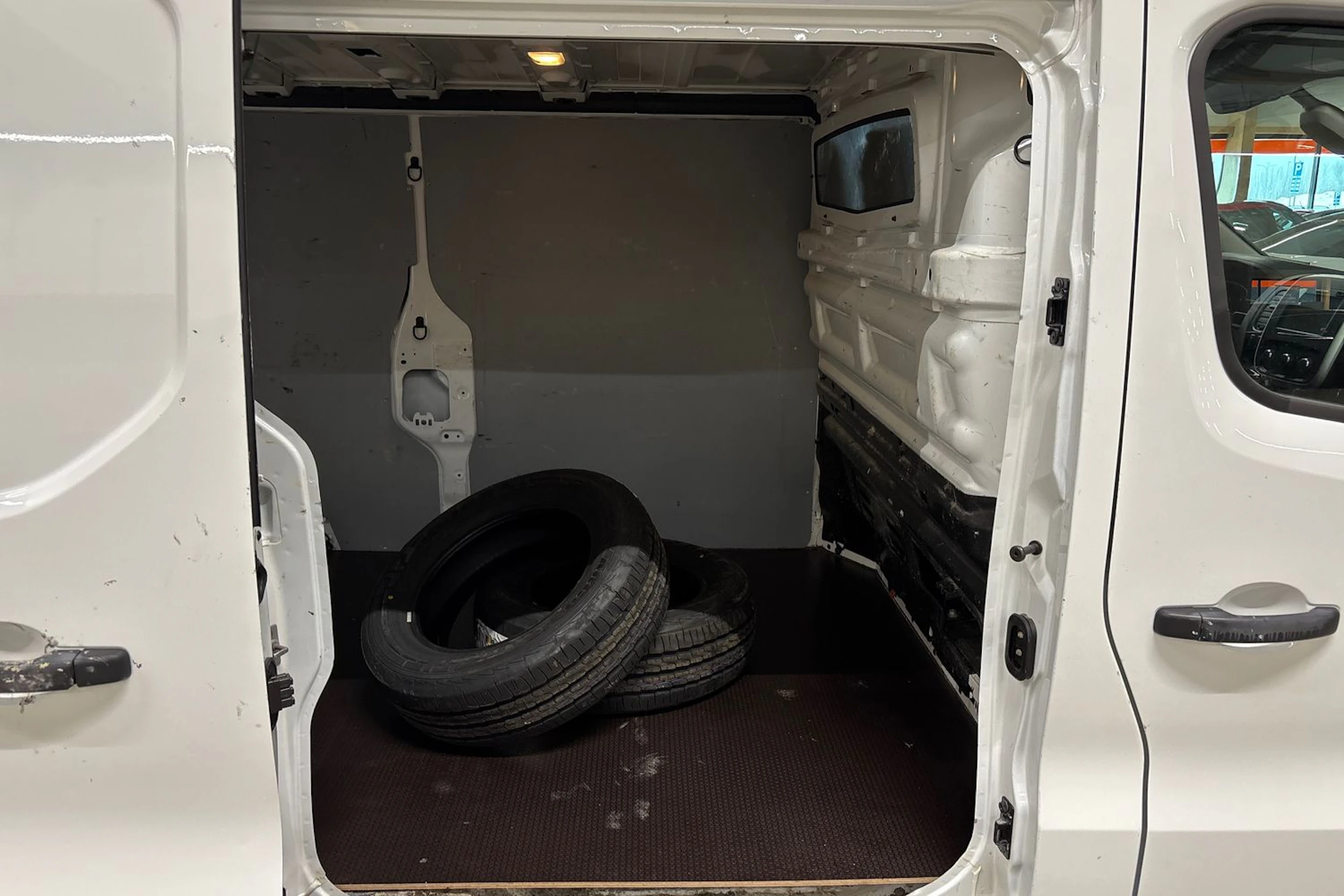 valkoinen Fiat Talento 2020 kuva 23.