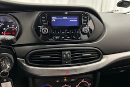 sininen Fiat Tipo 2017 kuva 18.