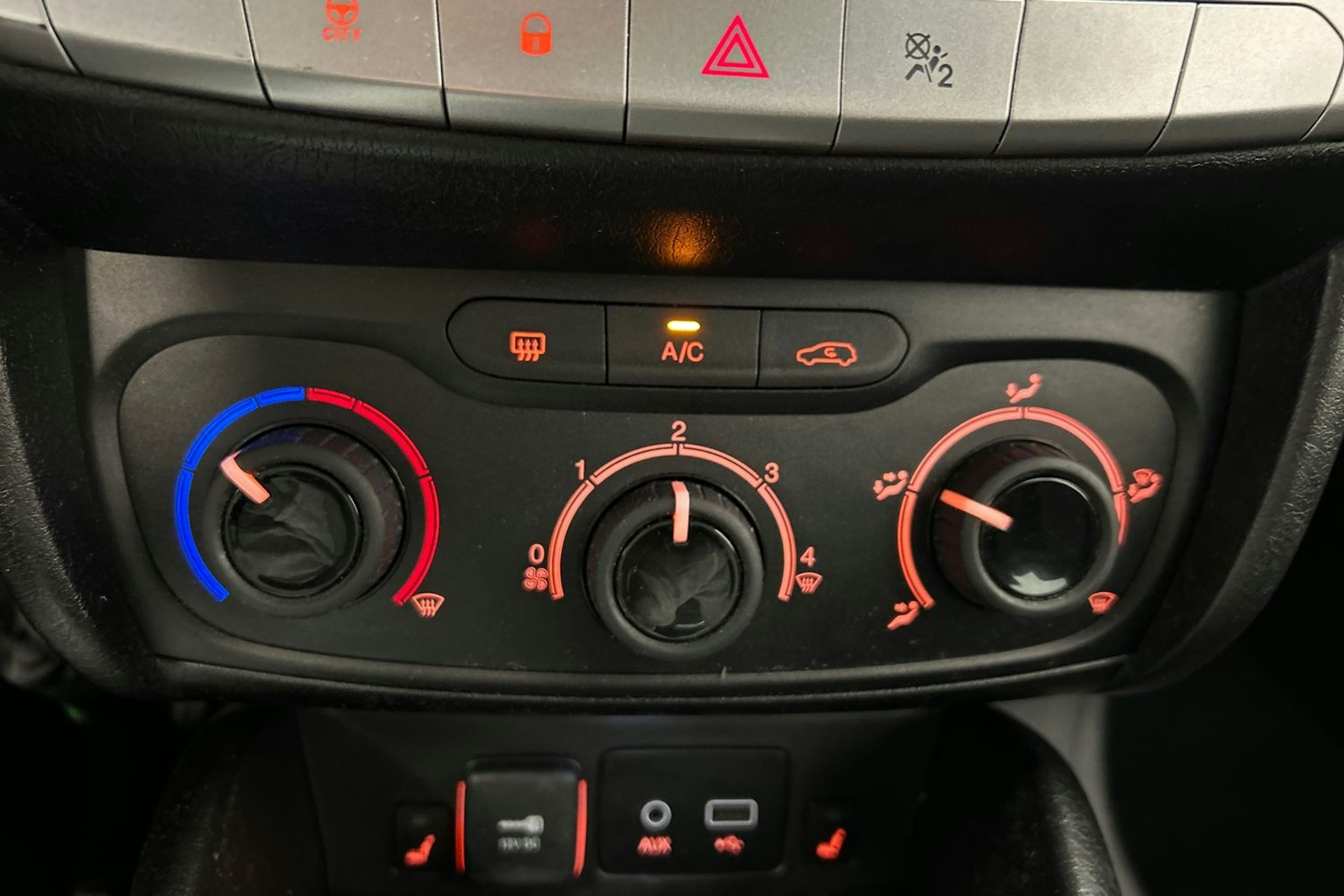 sininen Fiat Tipo 2017 kuva 19.