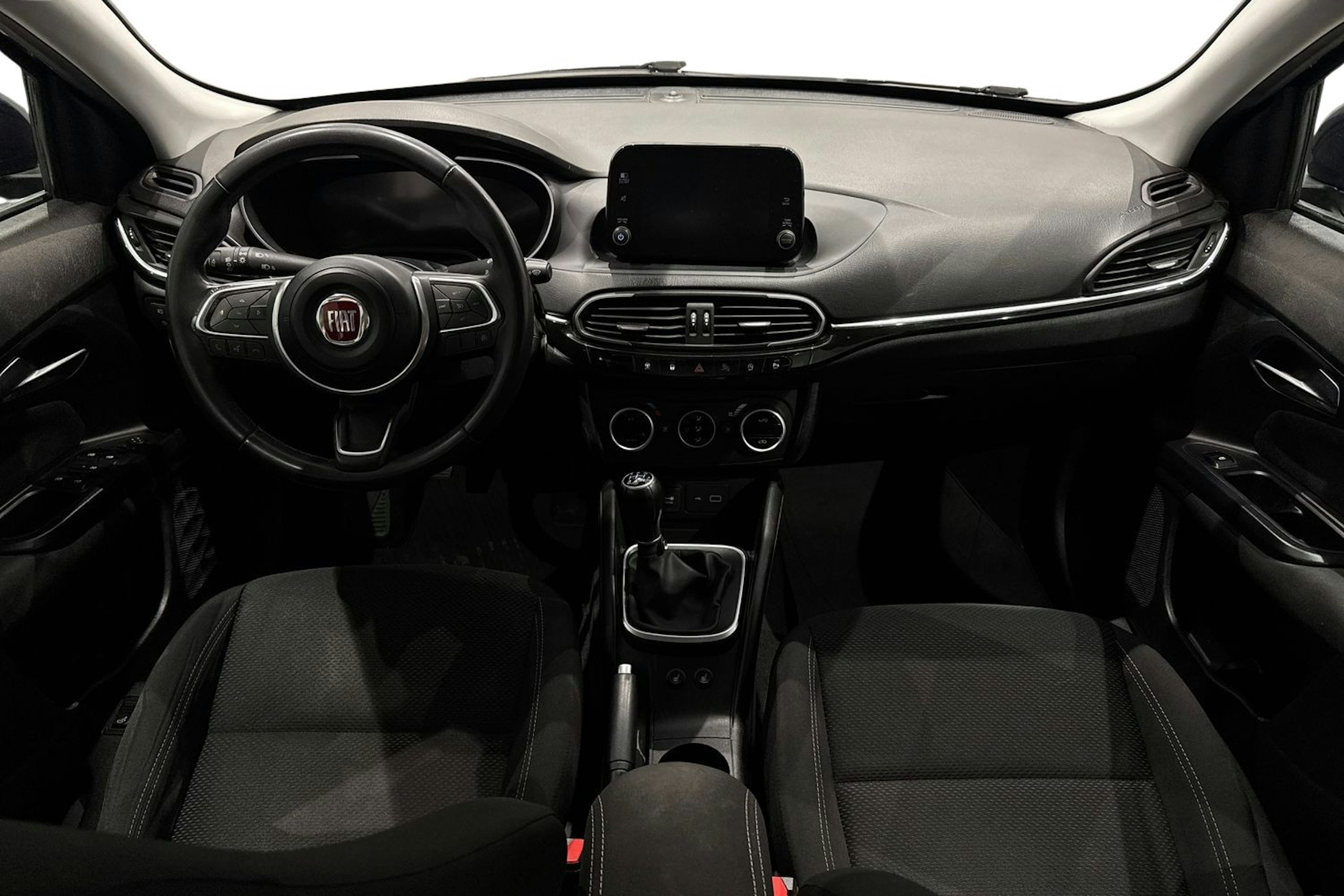 sininen Fiat Tipo 2021 kuva 9.