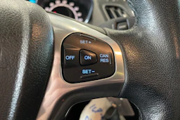 harmaa Ford B-Max 2014 kuva 14.