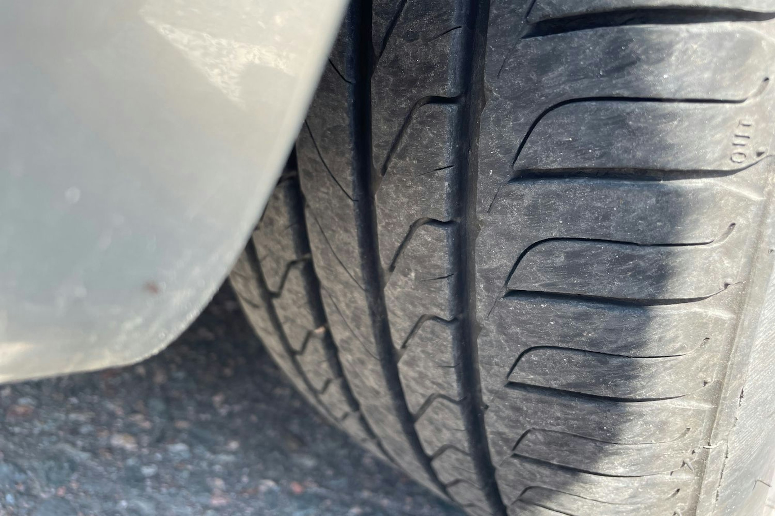 Harmaa Ford C-Max 2008 kuva 18.