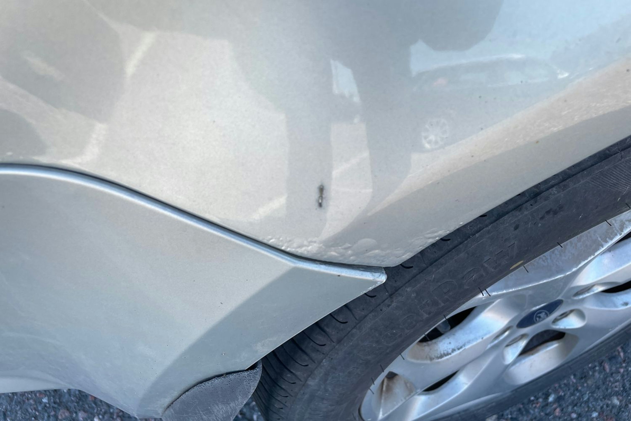 Harmaa Ford C-Max 2008 kuva 24.