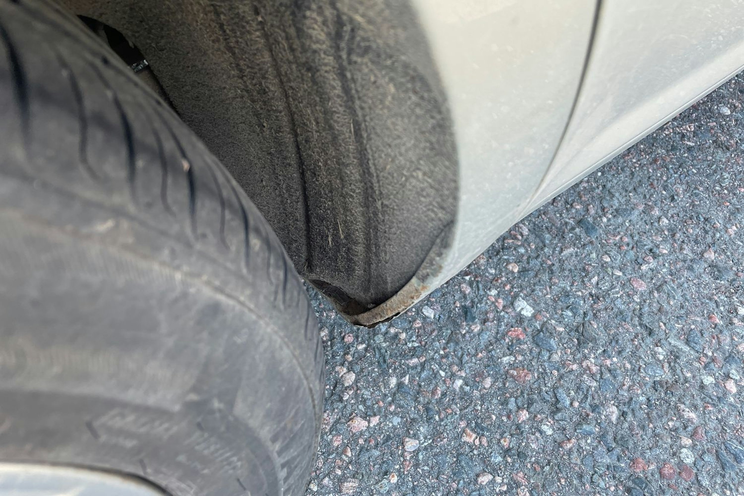 Harmaa Ford C-Max 2008 kuva 25.
