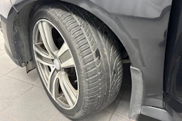 musta Ford C-Max 2011 kuva 10.