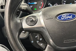 musta Ford C-Max 2011 kuva 24.