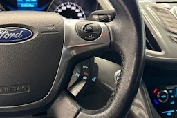 musta Ford C-Max 2012 kuva 15.