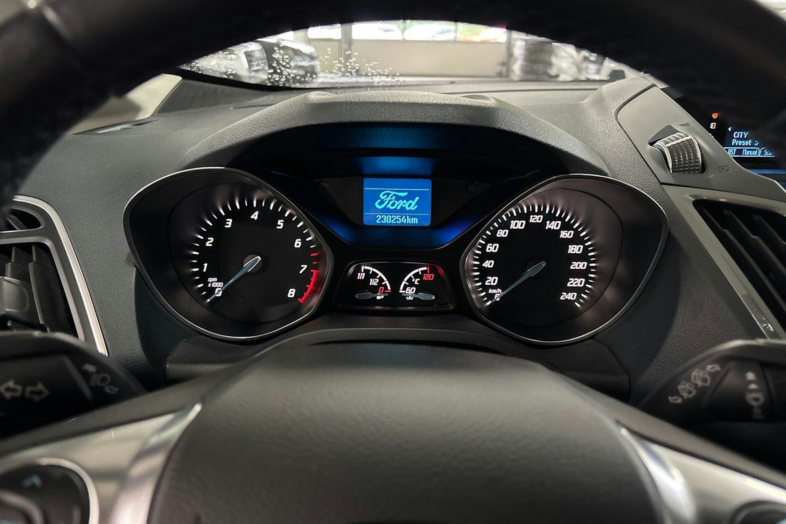 ruskea (beige) Ford C-Max 2013 kuva 16.