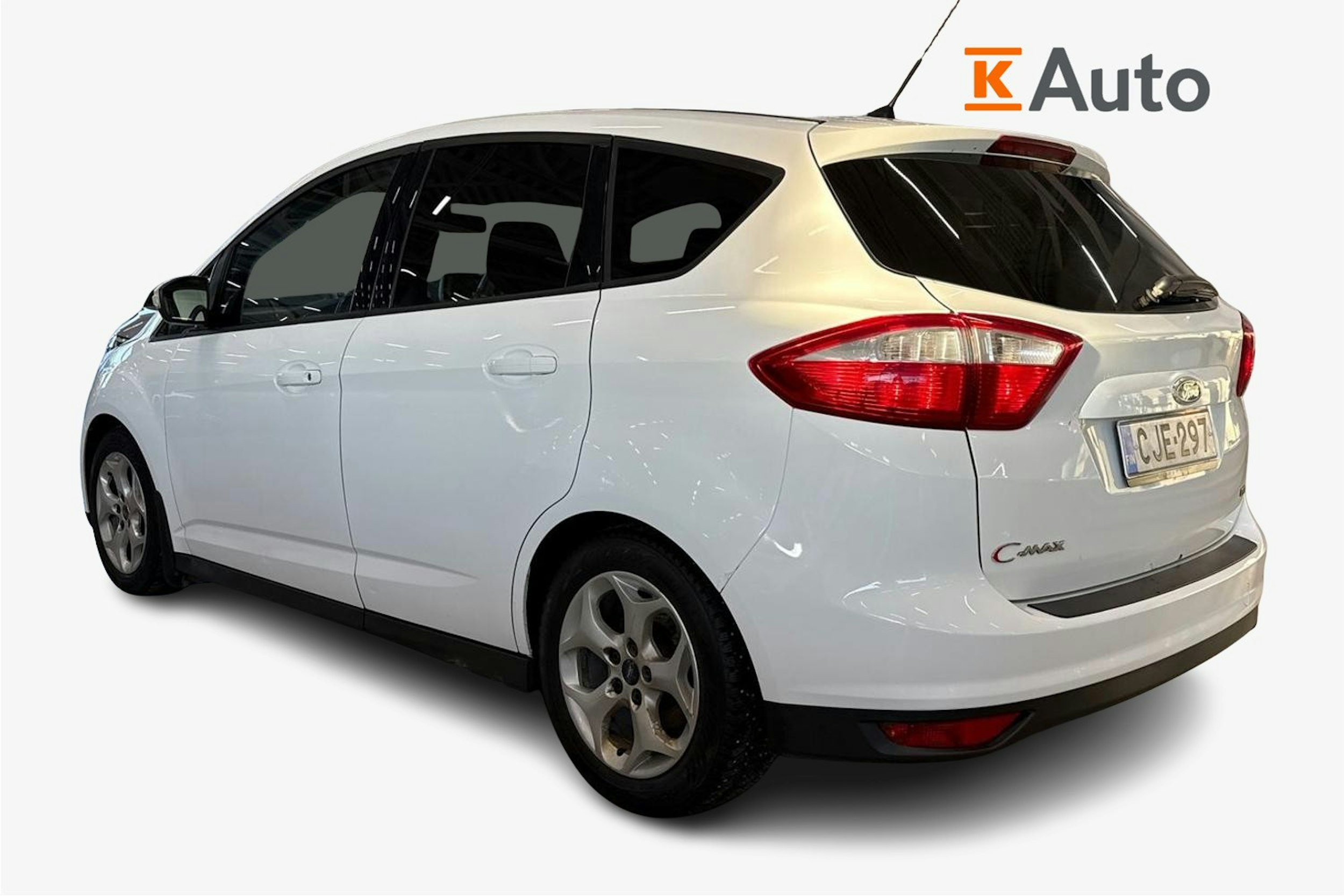 valkoinen Ford C-Max 2014 kuva 2.