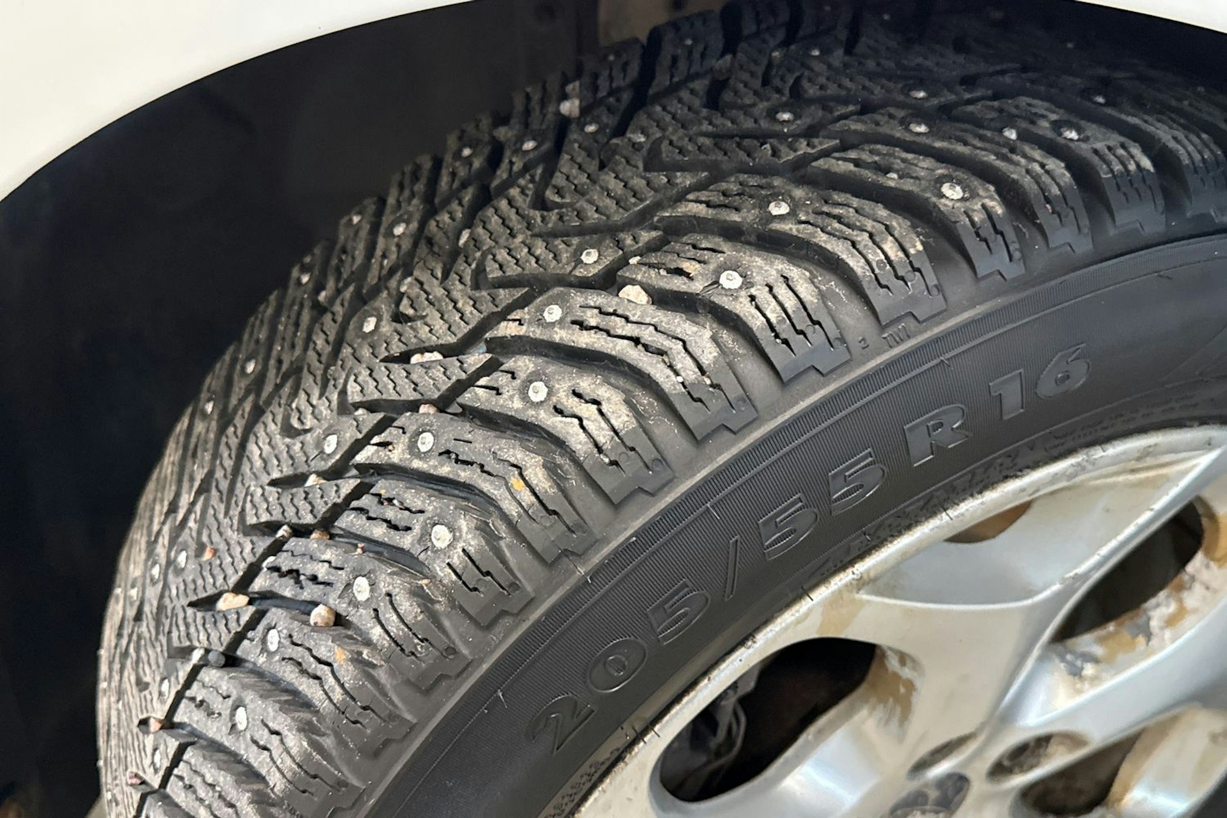 valkoinen Ford C-Max 2014 kuva 13.