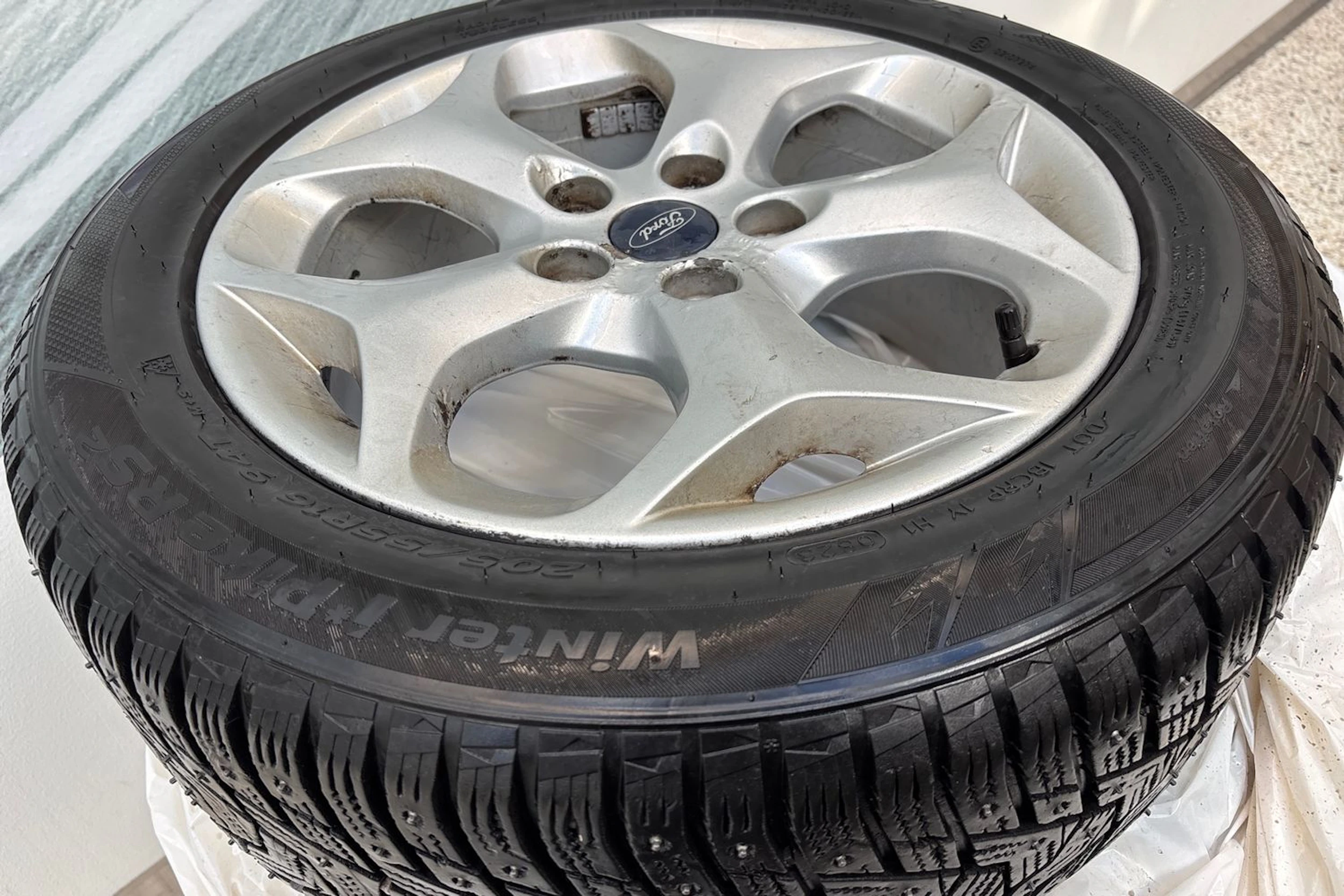 Ruskea (beige) Ford C-Max 2014 kuva 10.