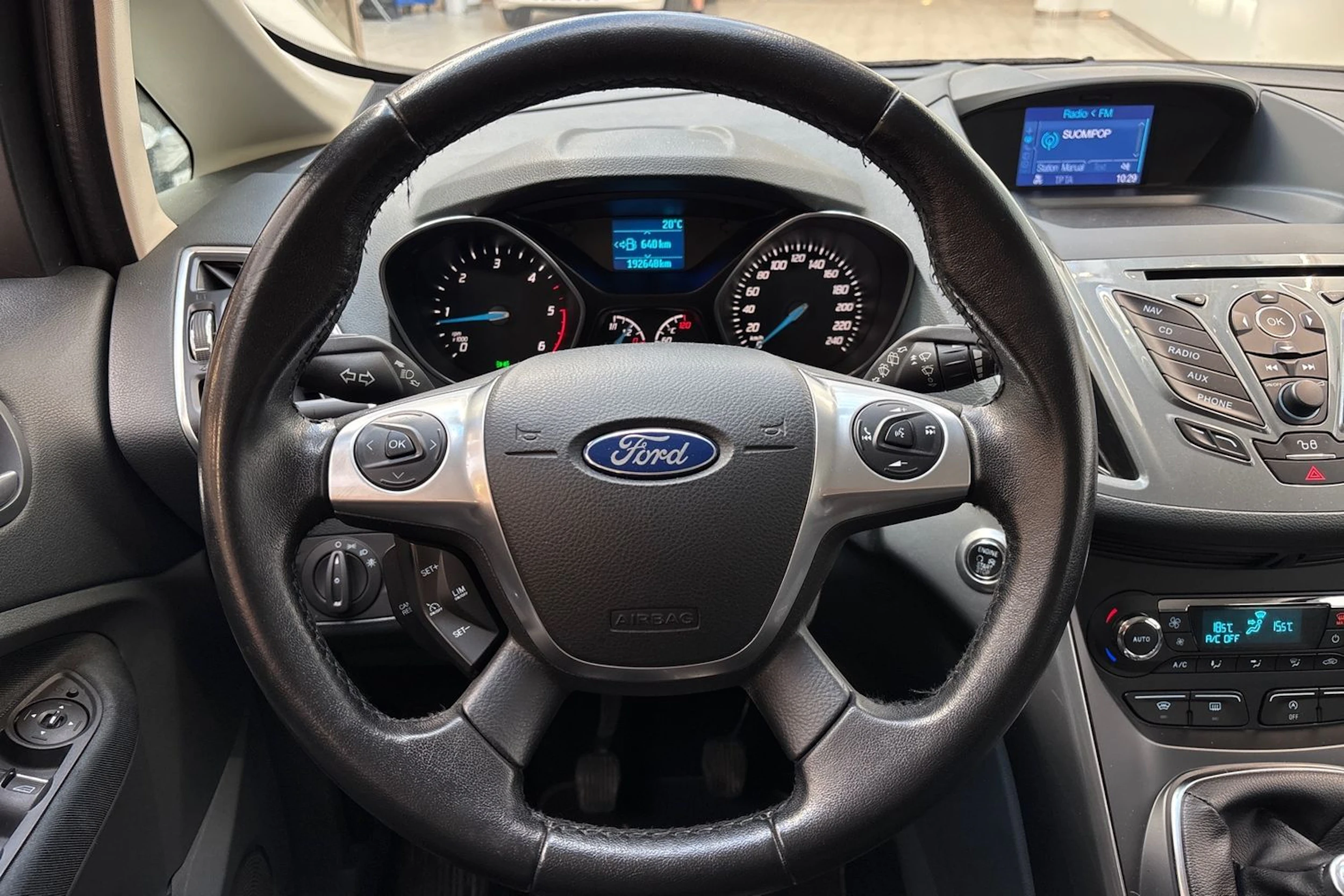 Ruskea (beige) Ford C-Max 2014 kuva 12.