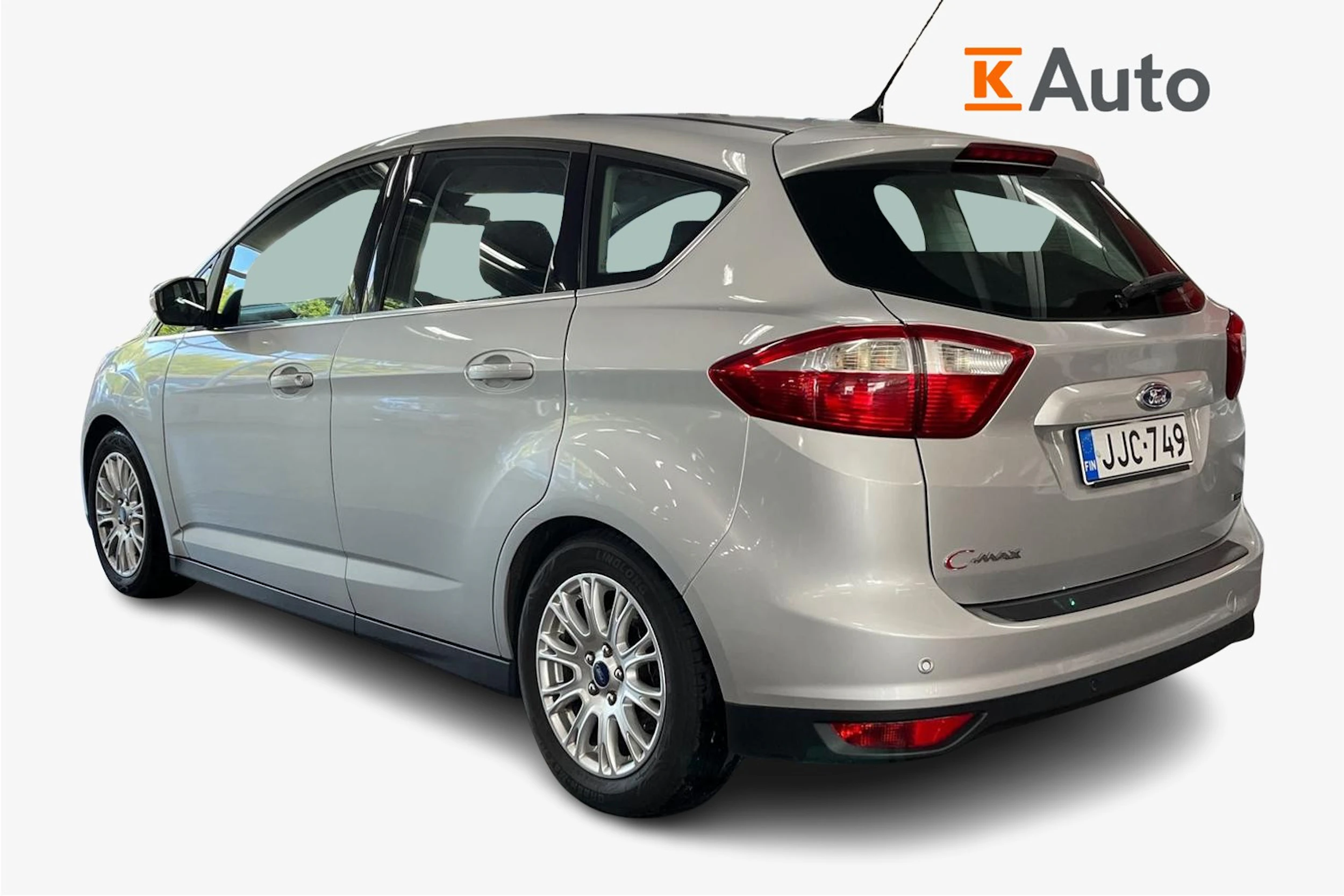 Harmaa Ford C-Max 2014 kuva 2.