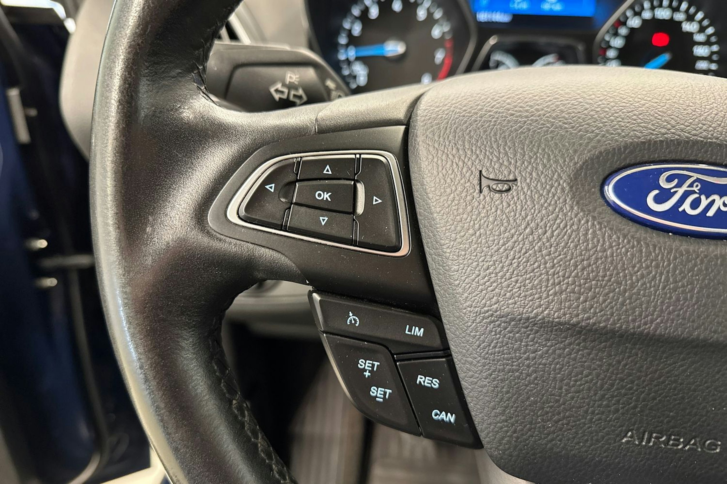 sininen Ford C-Max 2015 kuva 12.