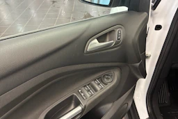 valkoinen Ford C-Max 2016 kuva 14.