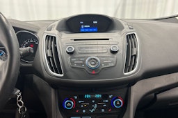 harmaa Ford C-Max 2017 kuva 18.