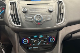 harmaa Ford C-Max 2017 kuva 20.