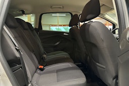 harmaa Ford C-Max 2017 kuva 16.
