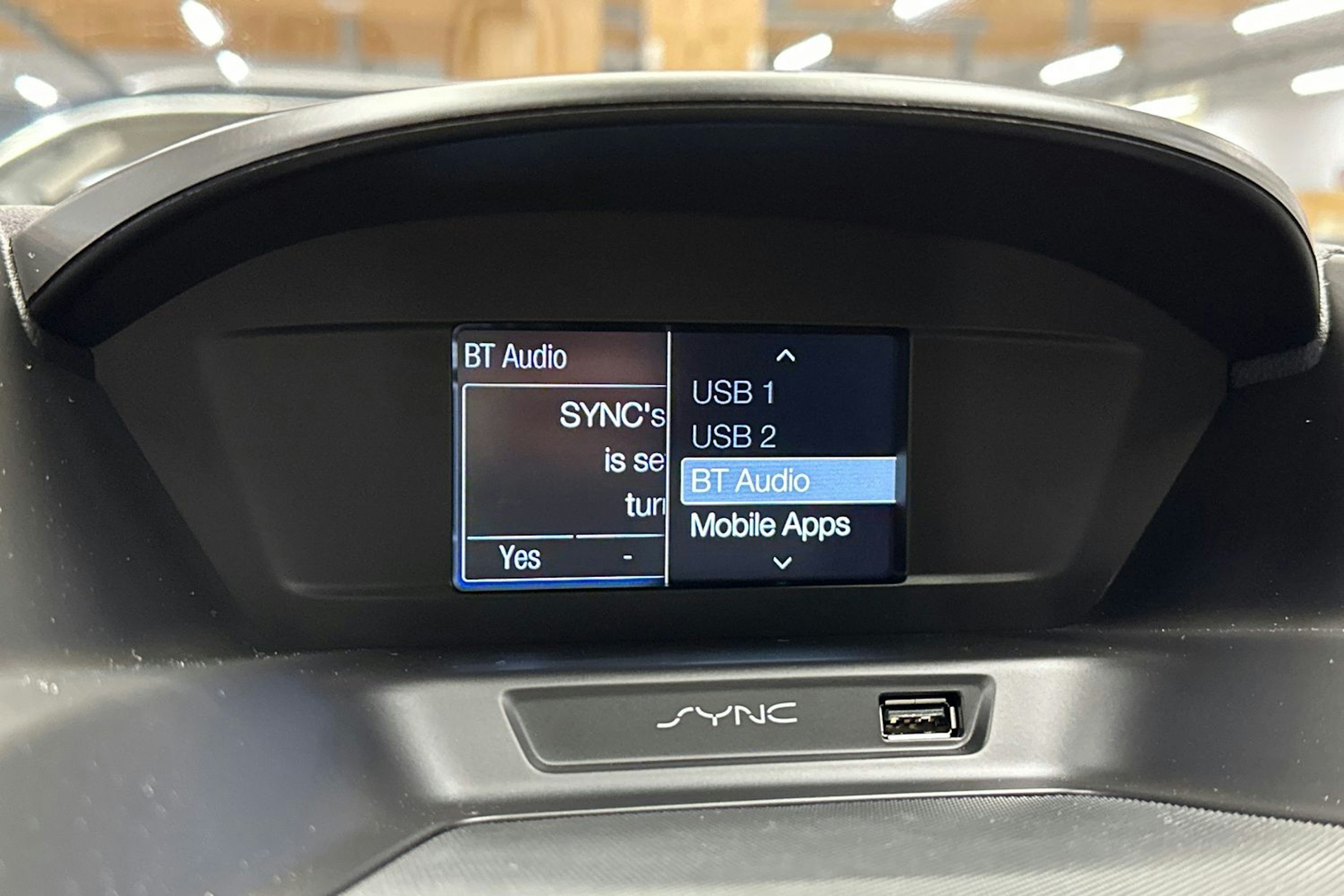 harmaa Ford C-Max 2017 kuva 19.