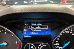 harmaa Ford C-Max 2017 kuva 24.