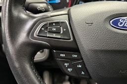 harmaa Ford C-Max 2017 kuva 25.