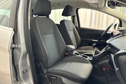 harmaa Ford C-Max 2017 kuva 11.