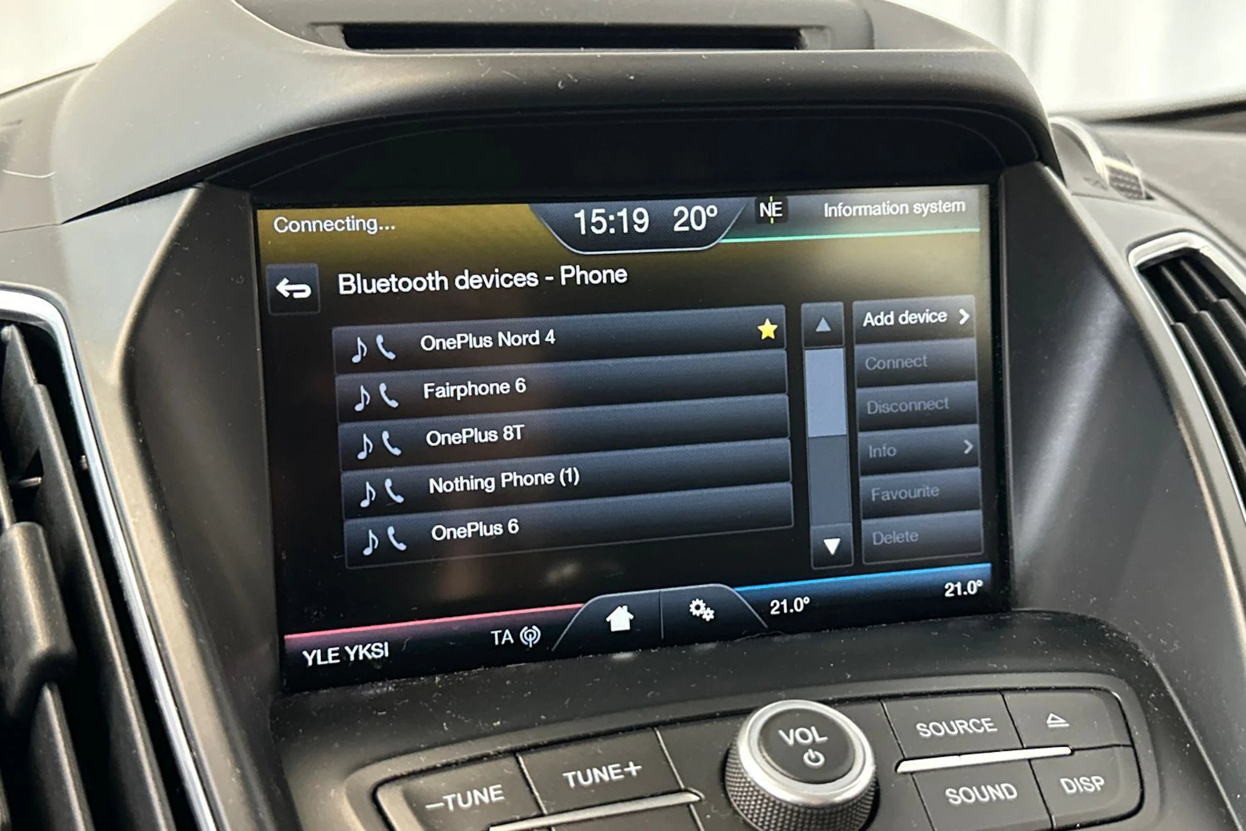 harmaa Ford C-Max 2017 kuva 22.
