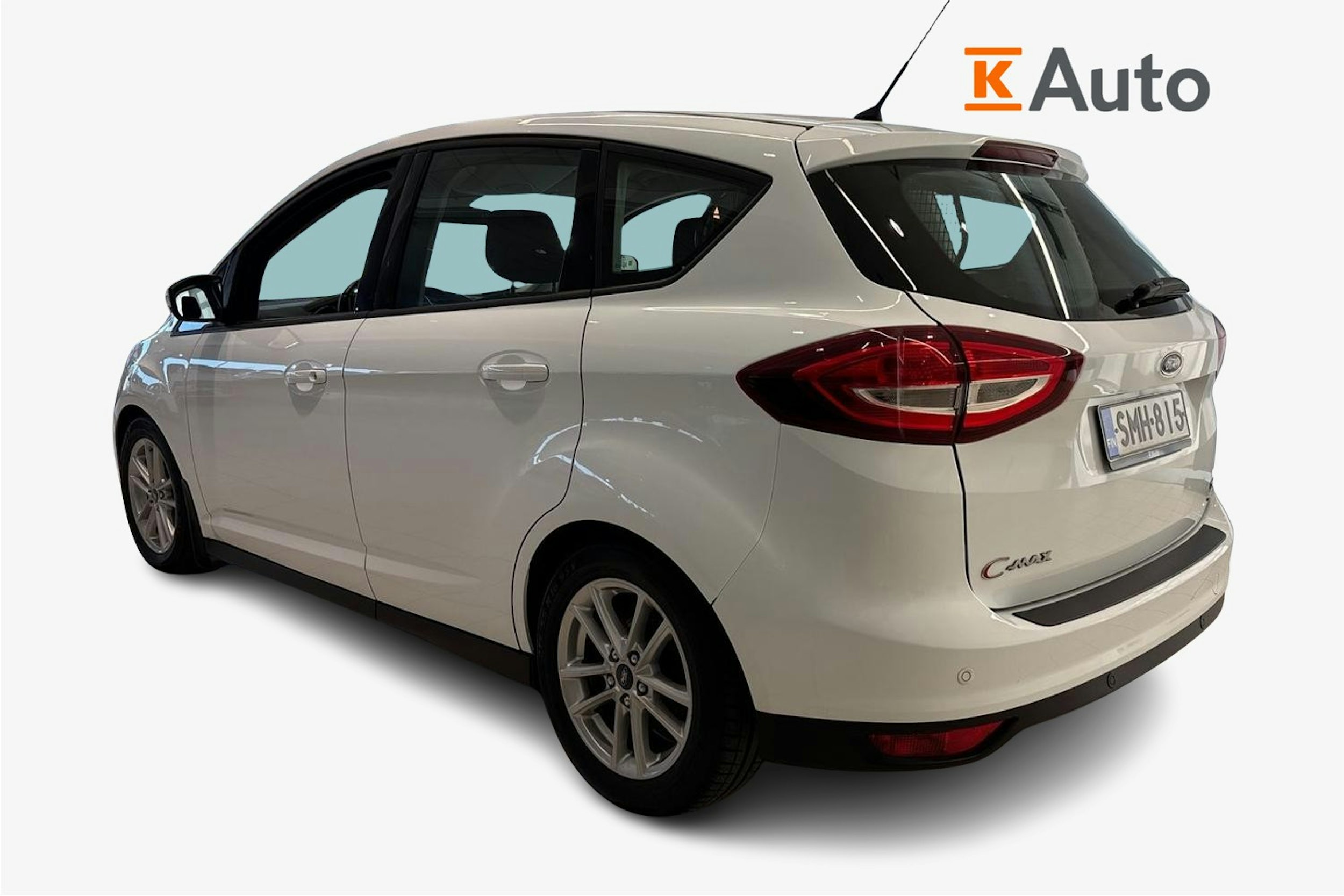Valkoinen Ford C-Max 2017 kuva 2.