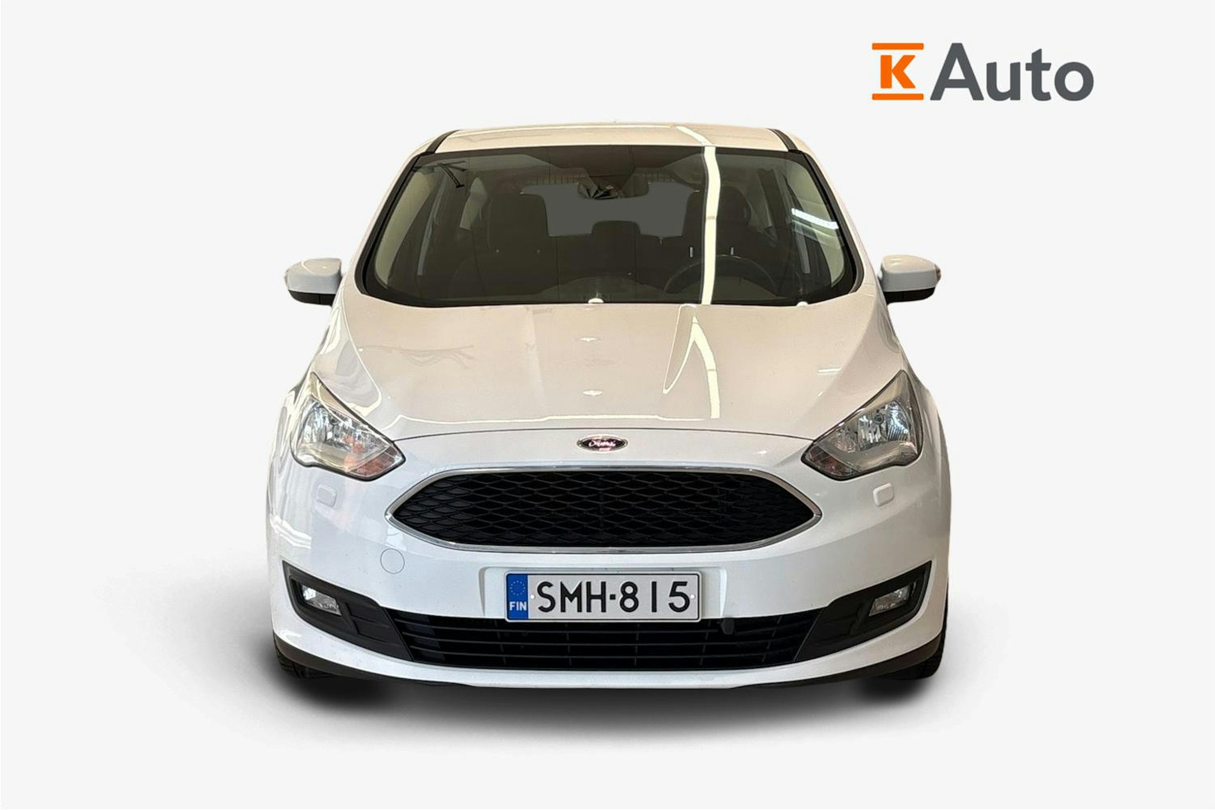Valkoinen Ford C-Max 2017 kuva 5.